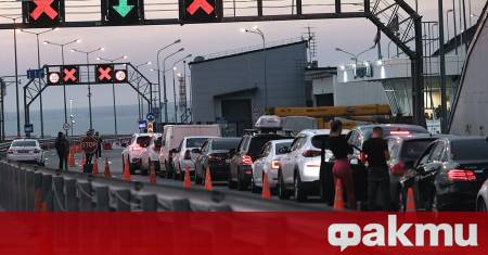 Над 1300 превозни средства се озоваха в капан на подстъпите