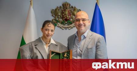 Победителката в песенния конкурс Евровизия 2026 ДАРА прие поканата на