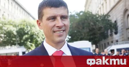 Бойко Борисов финансира и организира локалите и младежите с агресивно