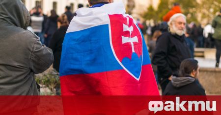 В петък сутринта в Словакия влязоха в сила по строги правила