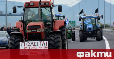 Гръцките фермери подновиха протестните си действия които бяха временно отслабени