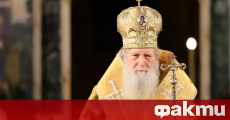 Българският патриарх Неофит е транспортиран в тежко състояние в неврологичното