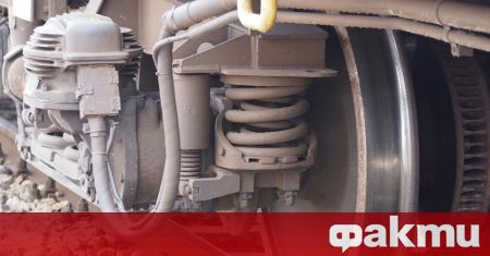 Товарен влак дерайлира в района на врачанското село Зверино Инцидентът