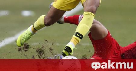 Испански футболист обяви че е бисексуален но отказа да разкрие