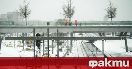 Железопътният и пътният трафик са нарушени в германските провинции Долна
