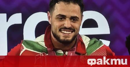 В навечерието на новата година олимпийският шампион във вдигането на