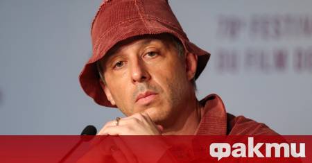 Номинираният за Оскар и отличен с Еми актьор Джеръми Стронг