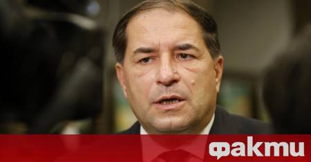 ФАКТИ публикува мнения с широк спектър от гледни точки за