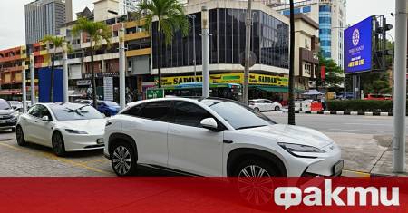 Докато светът навлиза в 2026 година тектоничните плочи под автомобилната