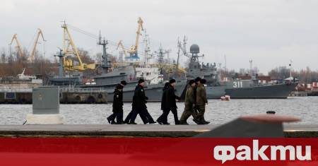 Украински дронове тази нощ удариха 15 руски плавателни съда в