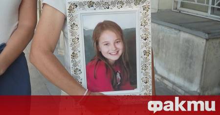 Близки на 9 годишната Криси от Айтос която загина при