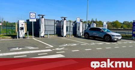 В автомобилния свят увереността често граничи с арогантност а последните