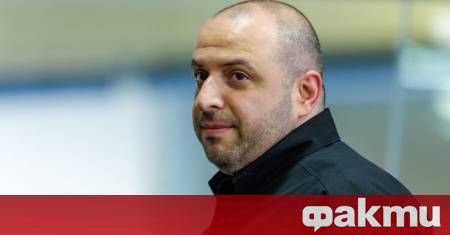 Бившият украински министър на отбраната Рустем Умеров е избягал в