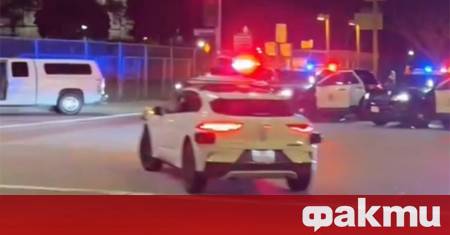 Waymo водещ играч в сектора на автономното шофиране направи критичен