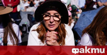 Стотици хиляди хора се събраха по улиците на Мадрид днес