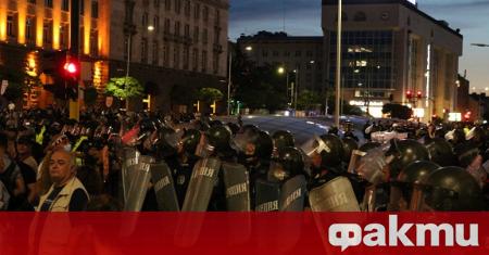 Без сериозни инциденти на протестите в София в събота вечер