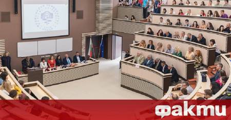 69 от младите лекари от Медицинския университет София остават след