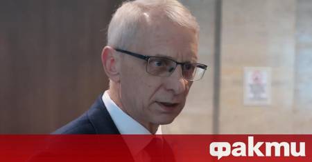 Организираните провокатори с маски качулки и бомбички не могат да