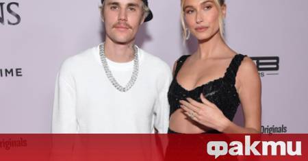 Рапърът Джъстин Бийбър публикува в Instagram снимка на която целува