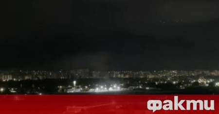 Най малко седем експлозии и звук от ниско летящи самолети