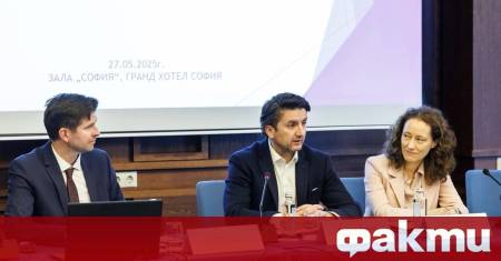 Присъединяването на България към Програмата за безвизови пътувания на САЩ