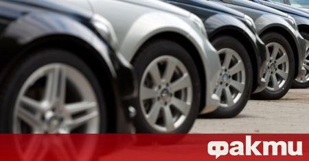 Три леки автомобила са били откраднати от автокъща в Кюстендил