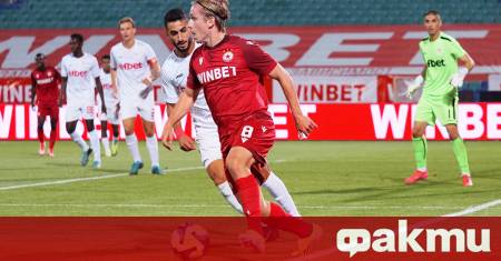 Капитанът на ЦСКА 1948 Емил Ценов се разделя с клуба