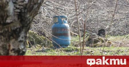 Един човек е загинал и един е пострадал при пожари