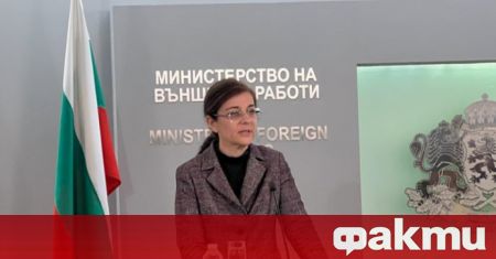 Министърът на външните работи Теодора Генчовска ще участва в извънредната