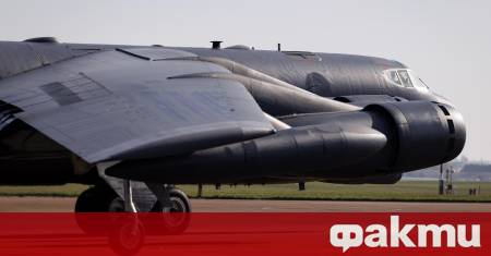 Стратегически бомбардировач Боинг Б 52 Стратофортрес Boeing B 52 Stratofortress