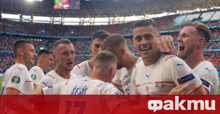 С човек повече Чехия срази Нидерландия с 2 0 пред пълните
