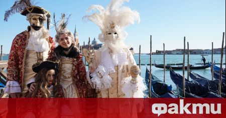Фестивалът във Венеция започна съобщи АНСА Гостите на града вече могат