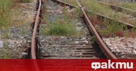 Товарен влак е дерайлирал на жп гара Калояновец предаде Нова