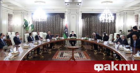Международно признатото правителство обяви примирие в Либия съобщи РИА Новости