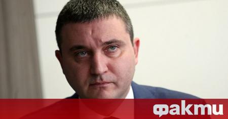 Парламентът прие решение с което възложи на финансовия министър Владислав
