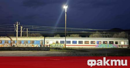 Локомотив на товарен влак аварира малко преди гара Тъжа Заради