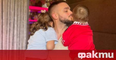 Хитмейкърът Криско познат с енергичните си рими и сценично присъствие