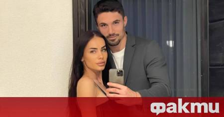 Един от най желаните ергени предложи брак на любимата си