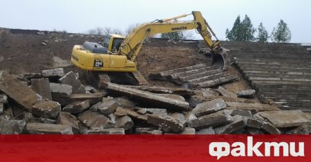Добрите новини за Локомотив Пловдив тепърва предстоят защото строежът на
