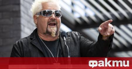 Кулинарната звезда Гай Фиери се придвижва с инвалидна количка след