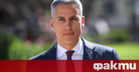 Бившият служебен министър председател на България Андрей Гюров приключва дългогодишната