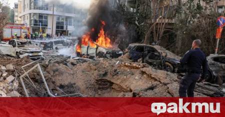 Най малко шестима цивилни са били убити при въздушен удар