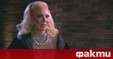 Легендарната Лепа Брена твърди че Адолф Хитлер също е търсил