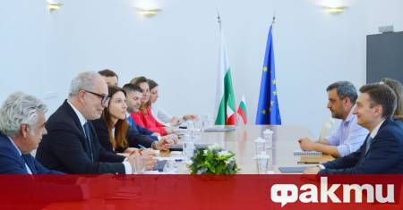 Министърът на иновациите и дигиталната трансформация Иван Василев проведе среща