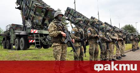 Украинският президент Володимир Зеленски настоява за повече системи за противовъздушна