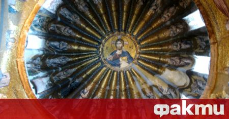 Две икони бяха откраднати от столичния храм Света Троица На
