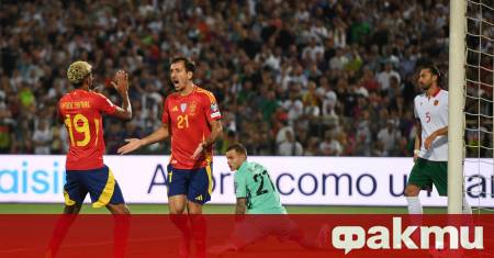 България отстъпи на Испания с 0 3 в мач от световните