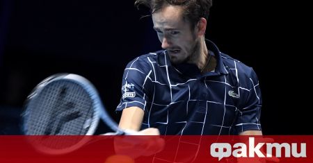 Руският тенисист Даниил Медведев срази аржентинеца Диего Шварцман с 6 3