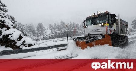 Зимата се завърна в Испания Сняг покри части от страната
