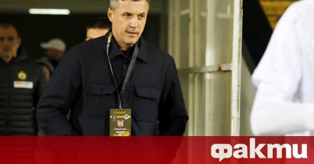 Бившият футболист на Ливърпул Джордън Айб кара проби в Локомотив